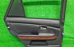Дверь задняя левая для Lexus RX 2008 года на фотографиях