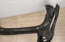 Бампер задний для Volkswagen Touareg 2012 года на фотографиях