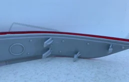 Отражатель (катафот) заднего бампера правый для Mercedes-Benz GL class на фотографиях