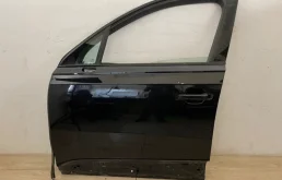 Накладка на дверь передняя левая для Audi Q7 2015 года на фотографиях