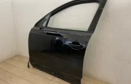 Накладка на дверь передняя левая для Audi Q7 2015 года на фотографиях