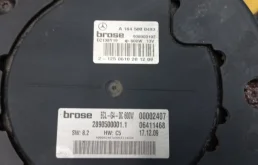 Вентилятор радиатора охлаждения ДВС для Mercedes-Benz M class 2006 года на фотографиях