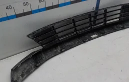 Фартук переднего бампера для Kia Rio на фотографиях