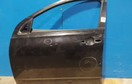 Накладка на дверь передняя левая для Nissan Qashqai на фотографиях