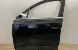 Накладка на дверь передняя левая для Audi Q7 2015 года на фотографиях