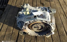 АКПП для Volkswagen Polo 2012 года на фотографиях