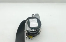 Ремень безопасности передний левый для Skoda Rapid 2013 года на фотографиях