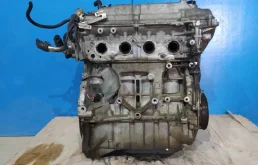 Двигатель без навесного для Nissan Tiida 2007 года на фотографиях