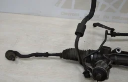 Рулевая рейка для BMW X3 2009 года на фотографиях