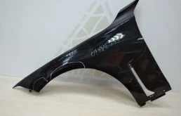 Крылья для BMW 7er 2021 года на фотографиях