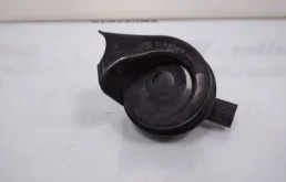 Звуковой сигнал для Volkswagen Polo 2016 года на фотографиях