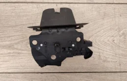 Замок багажника для Audi Q7 на фотографиях