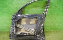 Дверь передняя правая для BMW X3 2019 года на фотографиях