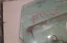 Стекло двери переднее правое для BMW X6 на фотографиях