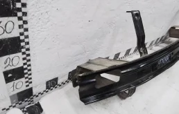 Усилитель бампера задний нижний для Hyundai Solaris на фотографиях