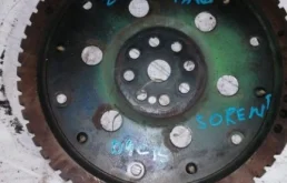 Коленвал для Hyundai Starex на фотографиях