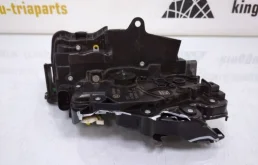 Двери для BMW 7er 2022 года на фотографиях