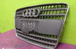 Решетка радиатора для Audi Q7 2008 года на фотографиях