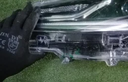 Фары для Toyota Corolla 2023 года на фотографиях