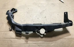 Кронштейн правой фары нижний для BMW 3er на фотографиях