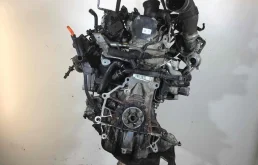 Двигатель без навесного для Volkswagen Polo 2023 года на фотографиях