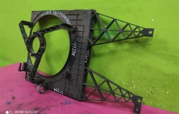 Диффузор вентилятора для Volkswagen Golf 1999 года на фотографиях