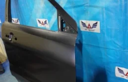 Дверь передняя правая для Ford Explorer 2013 года на фотографиях