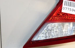 Фонарь внутренний правый для Honda Civic 2014 года на фотографиях