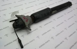 Амортизатор задний правый для Audi Q7 на фотографиях