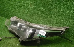 Фары для Toyota Corolla 2016 года на фотографиях