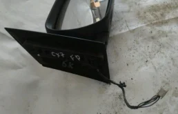 Стекла и зеркала для Mazda CX 7 2010 года на фотографиях