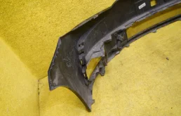 Бампер для Toyota Corolla 2014 года на фотографиях