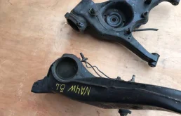 Рычаг задний левый нижний для Mitsubishi Grandis 2006 года на фотографиях