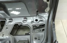 Дверь багажника для Volkswagen Jetta 2017 года на фотографиях