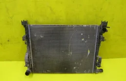 Радиатор охлаждения ДВС для Renault Sandero на фотографиях