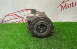 Компрессор кондиционера для Nissan Primera 1998 года на фотографиях