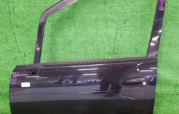 Дверь передняя левая для Toyota Corolla 2000 года на фотографиях