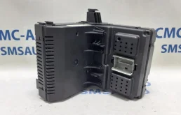 CEM Центральный электронный модуль для Volvo XC90 2011 года на фотографиях