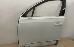 Дверь передняя левая для Audi Q7 2024 года на фотографиях