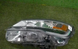Фара левая для Ford Explorer на фотографиях