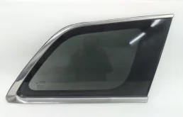 Стекло багажника правое для Jeep Grand Cherokee 4 WK2 rest 2013-2018