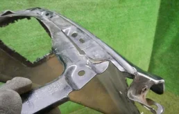 Крыло левое для Mercedes-Benz E class 2024 года на фотографиях