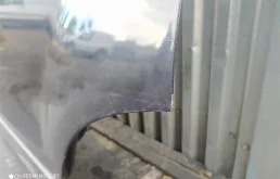 Уплотнитель передней правой двери для Audi Q7 2008 года на фотографиях