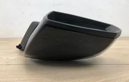 Стекла и зеркала для Audi Q7 2015 года на фотографиях