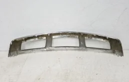 Фартук переднего бампера для Mercedes-Benz GL class на фотографиях