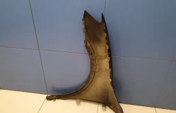 Крыло правое для Audi Q3 2017 года на фотографиях