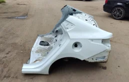 Панель кузова задняя для Hyundai Solaris 2022 года на фотографиях