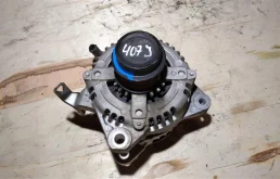 Генератор для Toyota RAV4 на фотографиях