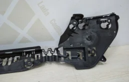 Направляющая бампера задняя левая для BMW 5er 2019 года на фотографиях