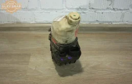 Насос ГУР для Opel Zafira 2015 года на фотографиях